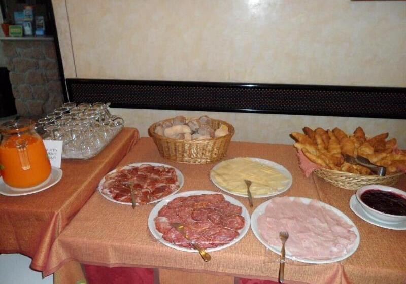 Отель Montecodeno