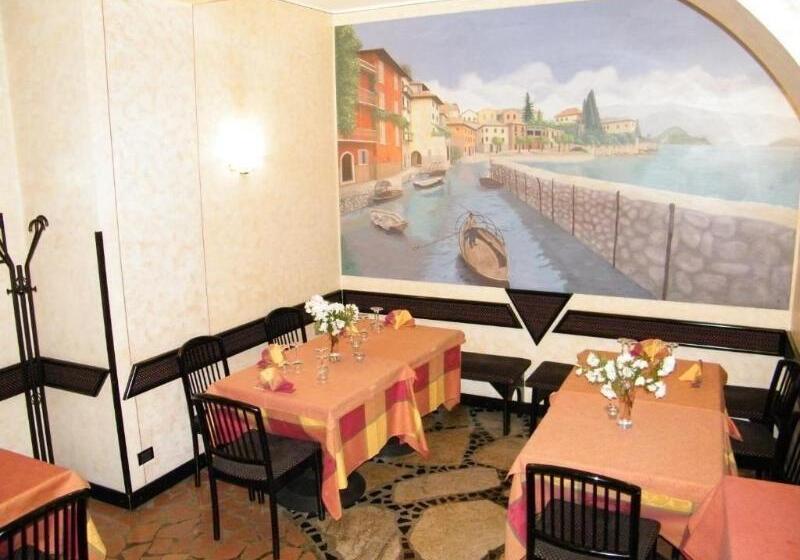 Отель Montecodeno