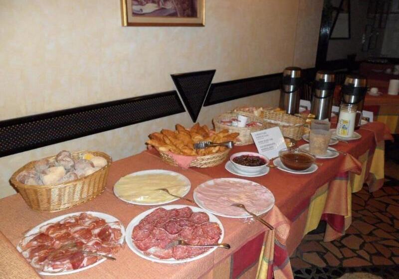 Отель Montecodeno