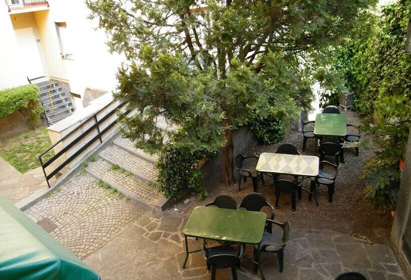 בית מלון כפרי Montecodeno