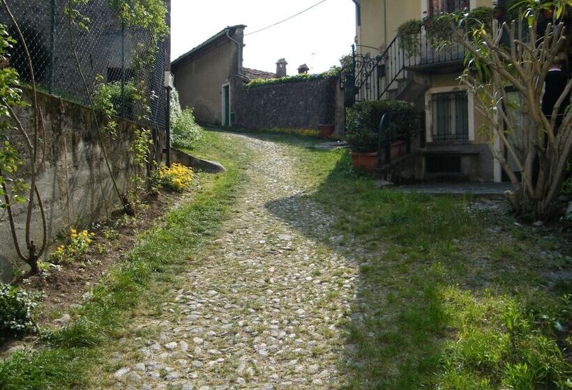 בית מלון כפרי Montecodeno