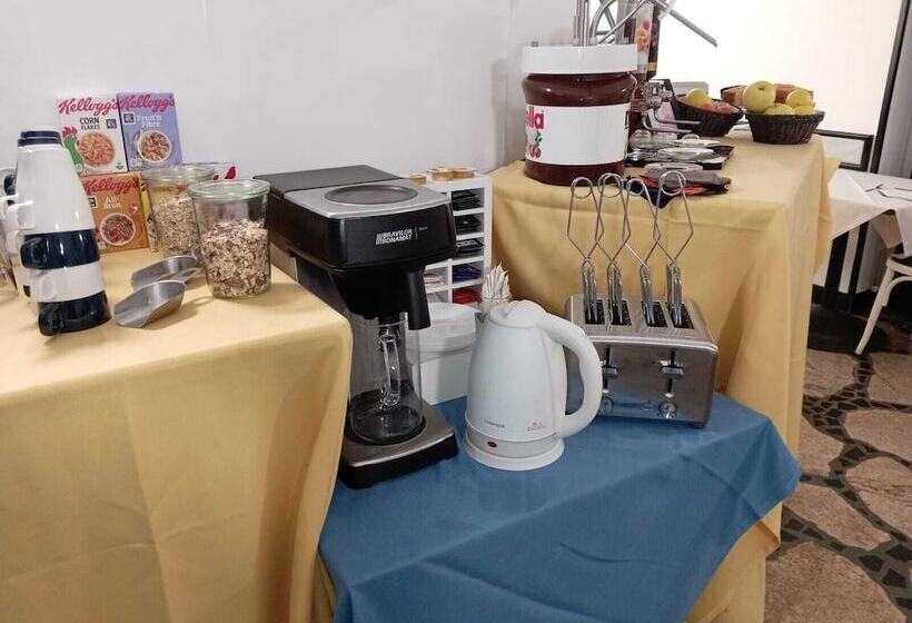 בית מלון כפרי Montecodeno