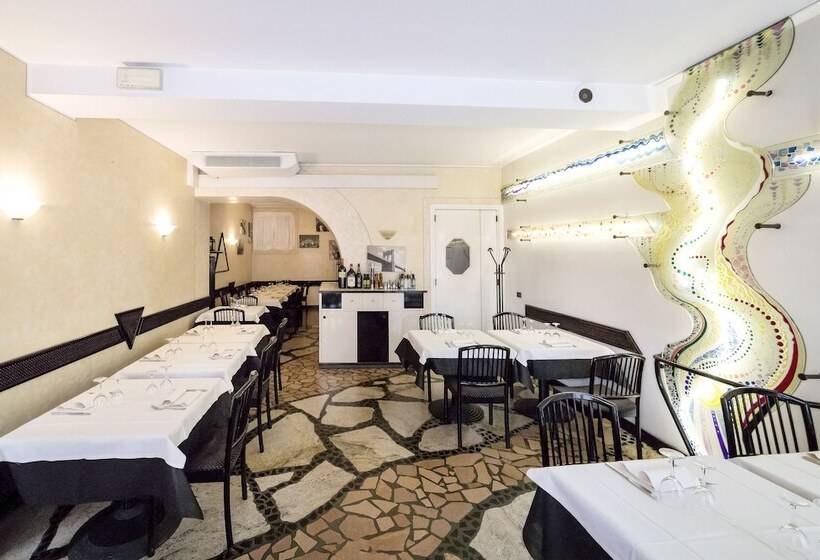 Отель Montecodeno