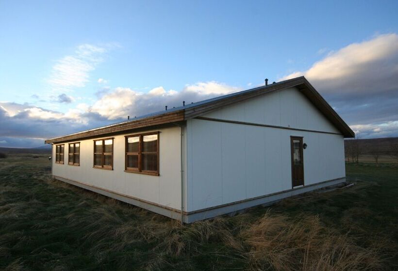 בית מלון כפרי North Star Staðarflöt