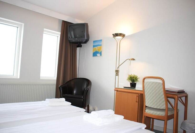 בית מלון כפרי North Star Staðarflöt