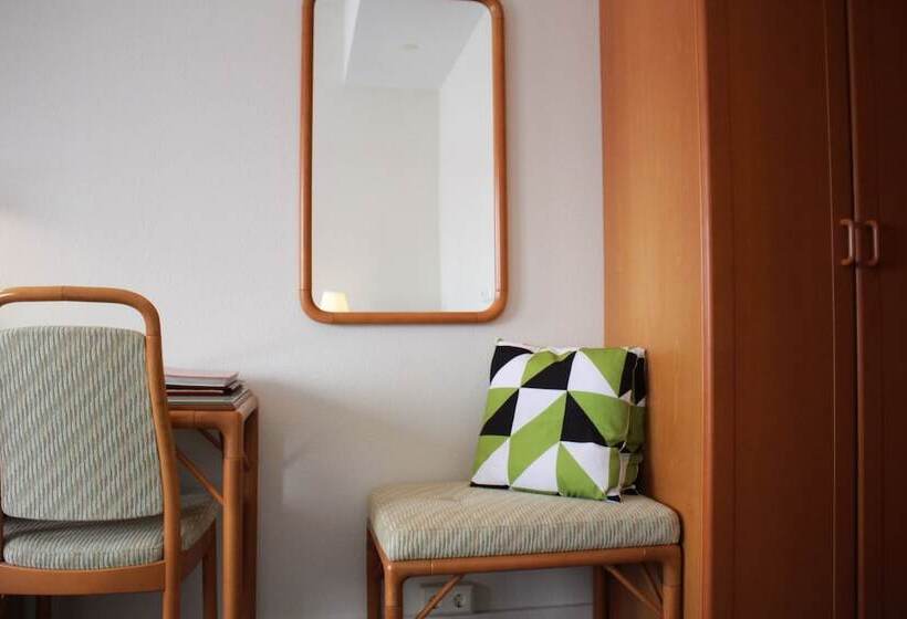 בית מלון כפרי North Star Staðarflöt