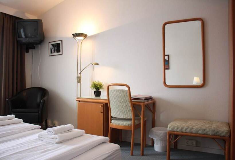 בית מלון כפרי North Star Staðarflöt