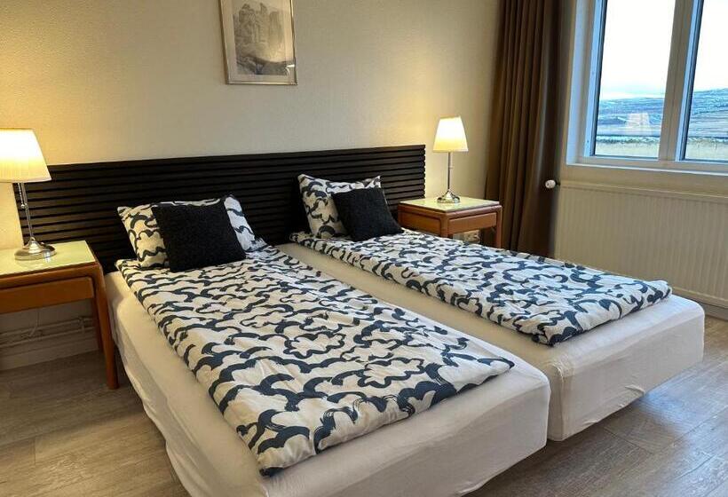 בית מלון כפרי North Star Staðarflöt