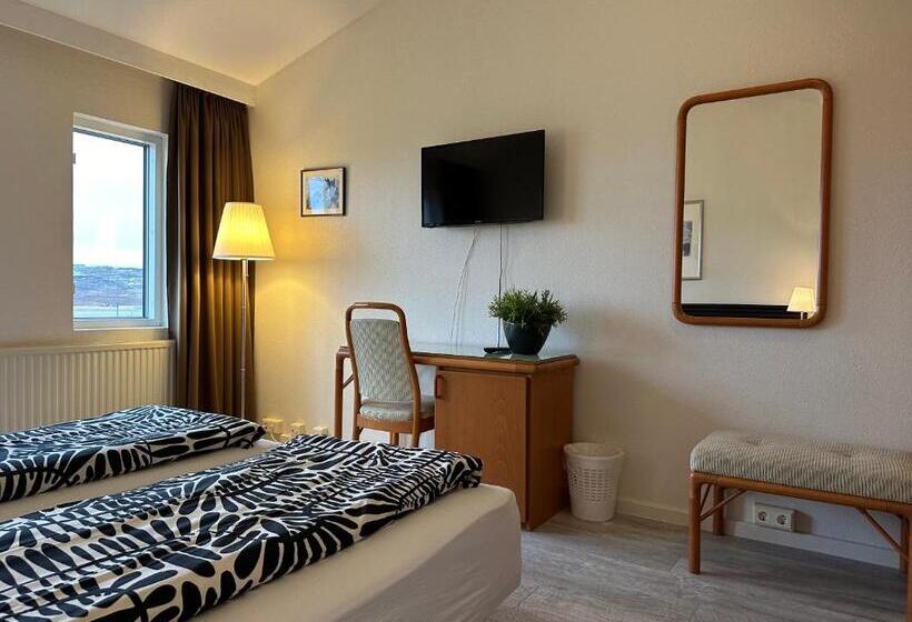 בית מלון כפרי North Star Staðarflöt