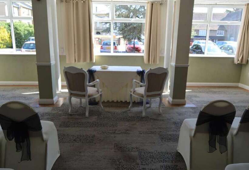 호텔 Oliver Cromwell