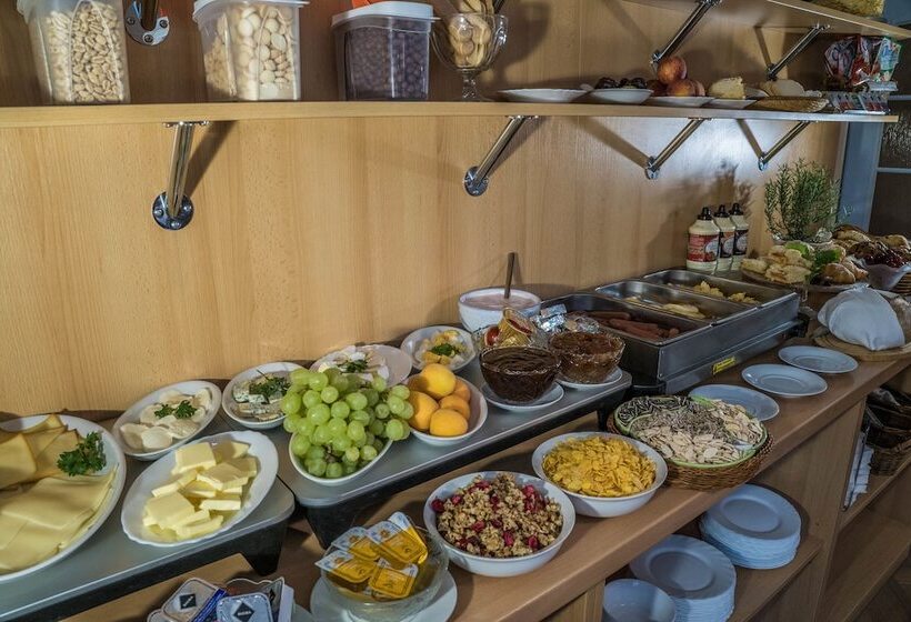 هتل Penzion Jasmín