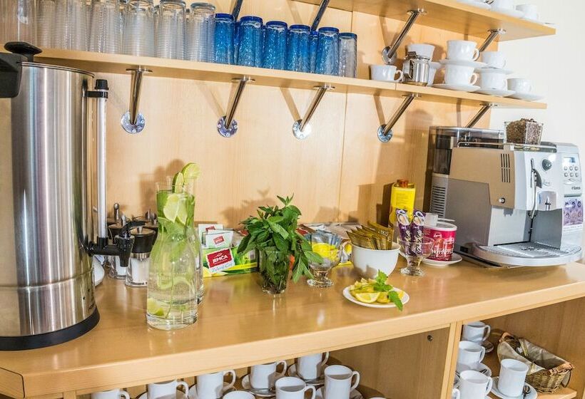 فندق Penzion Jasmín