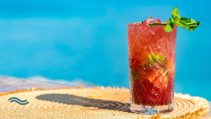 Отель Plataria Beach