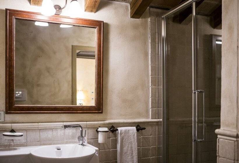 בית מלון כפרי Relais Cascina Scottina