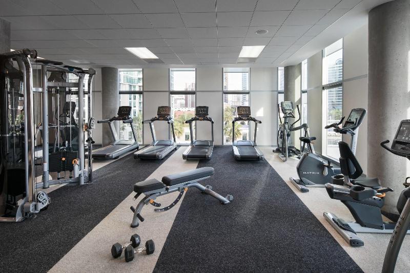 Отель Springhill Suites By Marriott San Diego Downtown/bayfront