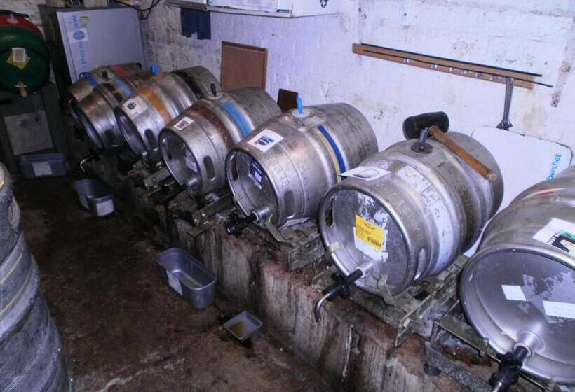 בית מלון כפרי The Well Guesthouse