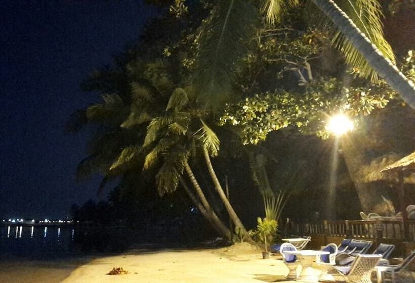 酒店 Village On The Beach