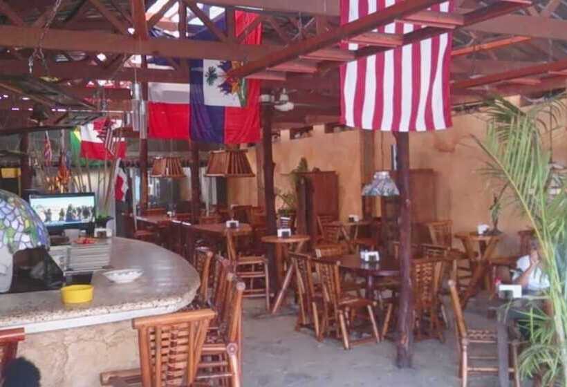 酒店 Village On The Beach