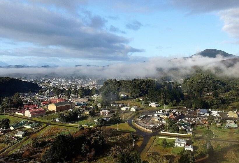 فندق Glamping At Zeehan Bush Camp