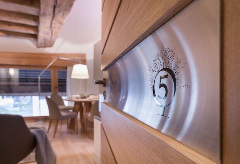 Les Loges Annecy Vieille Ville