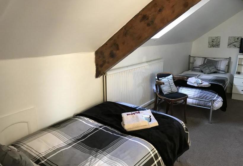 Lindores Todmorden Bed And Breakfast