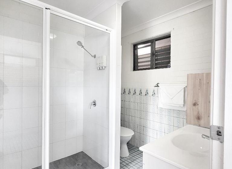 مُتل Raceview Motor Inn