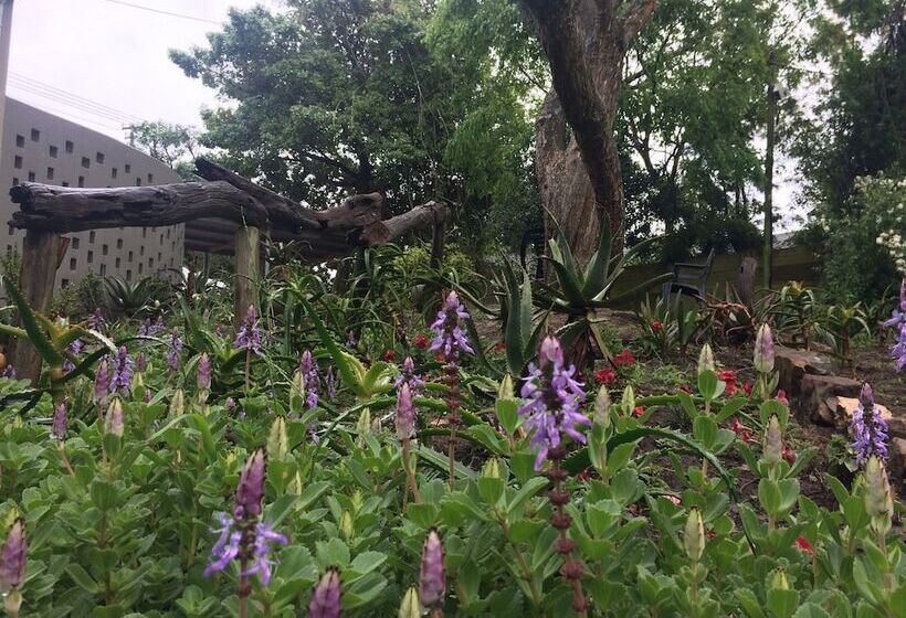 펜션 30 On Oatlands Road