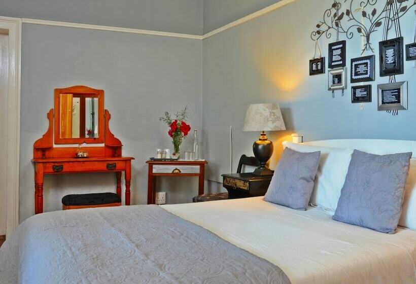 펜션 Aan De Doorns Guesthouse