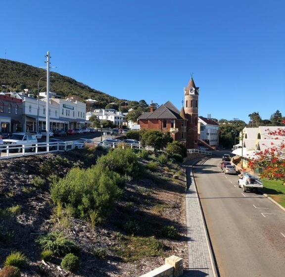 بنسيون Albany Foreshore Guest House