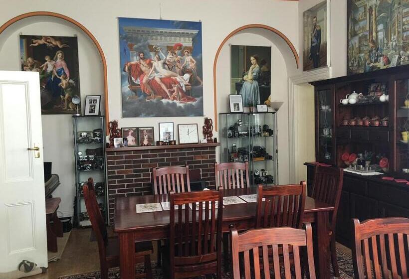 بنسيون Albany Foreshore Guest House