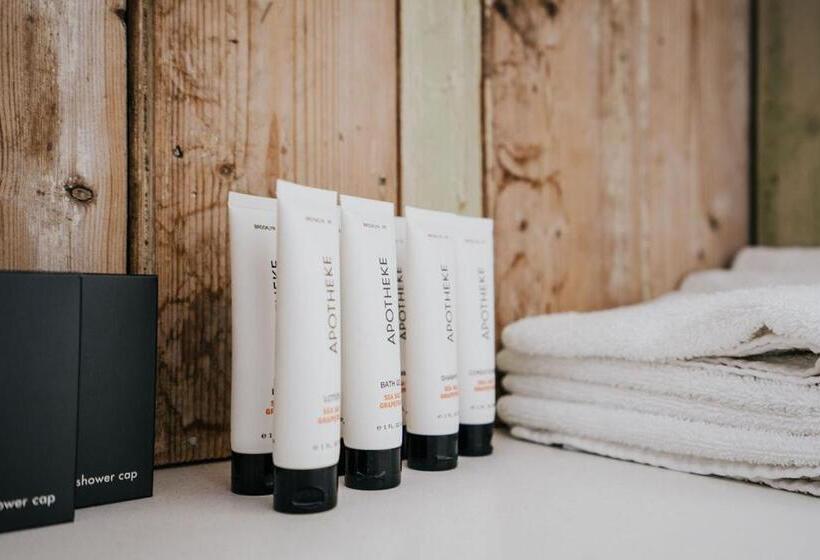 膳宿费 Albert Hotel Daylesford