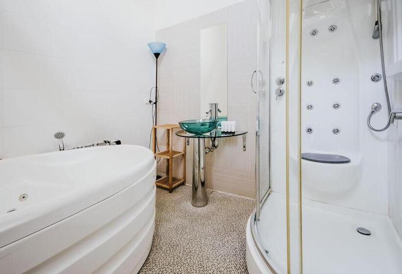 膳宿费 Albert Hotel Daylesford