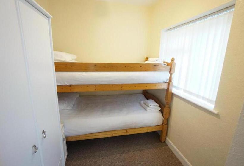 Пансион Church Hill House