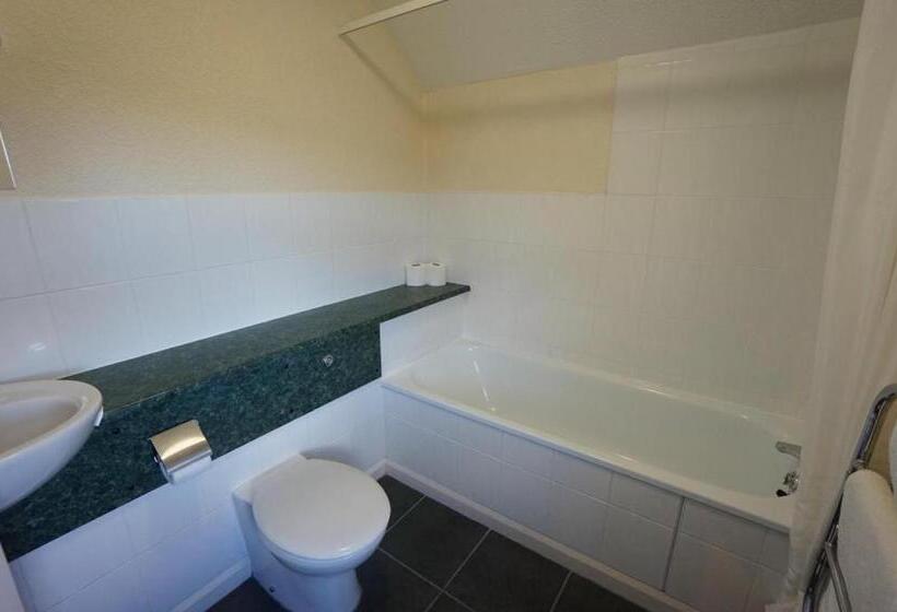 Пансион Church Hill House