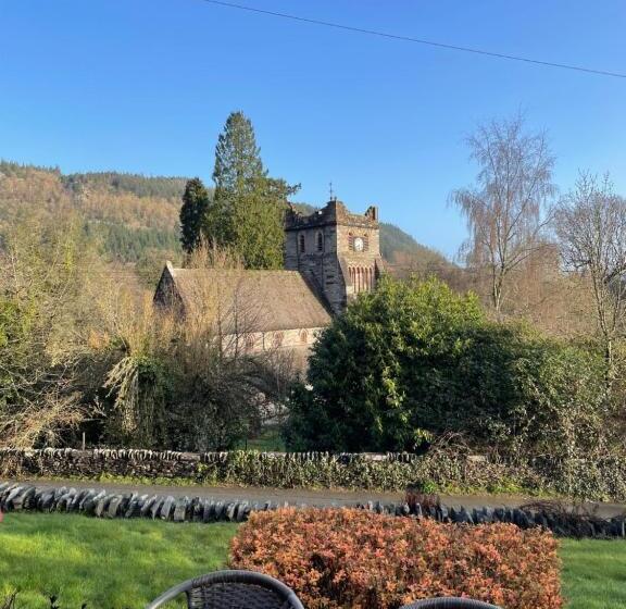 Пансион Church Hill House