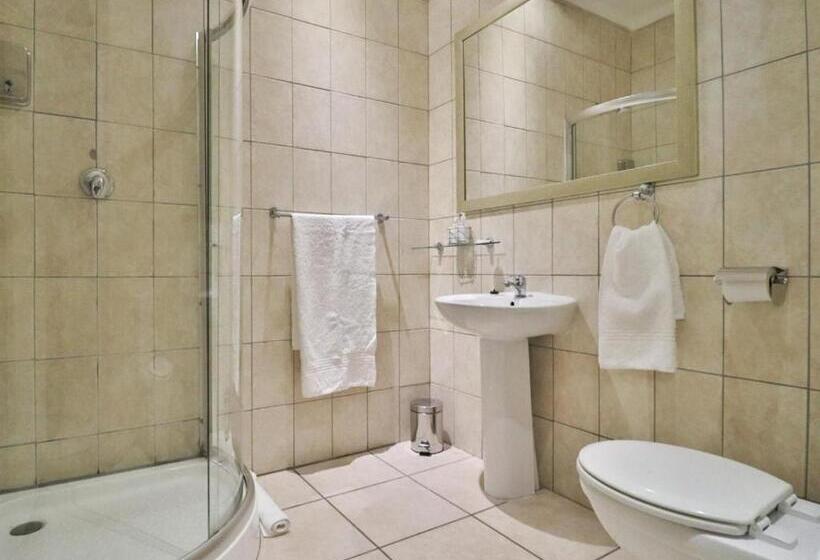 펜션 Fin And Feather Guest Lodge