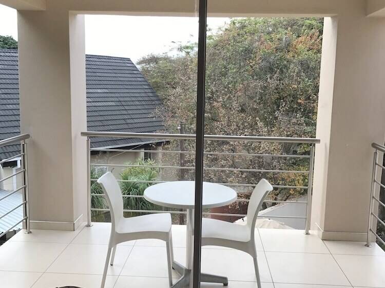 Пансион Global Village Guesthouse