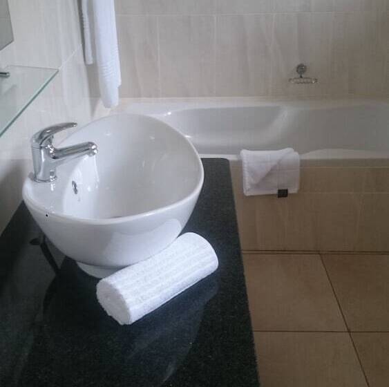 Пансион Global Village Guesthouse