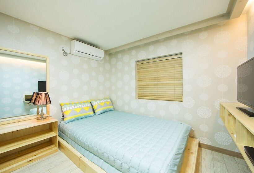 פנסיון Guesthouse The Hill