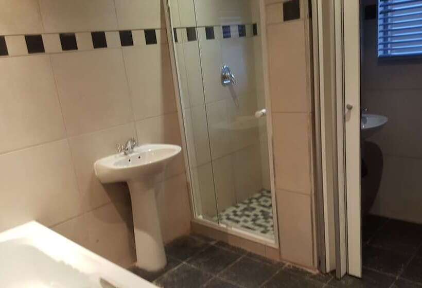 펜션 Homestay Travel Guest House