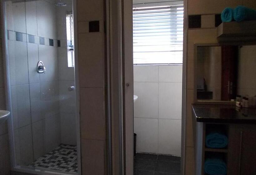 펜션 Homestay Travel Guest House