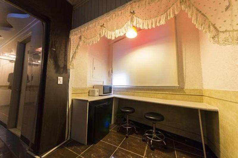 پانسیون Hostel Metro