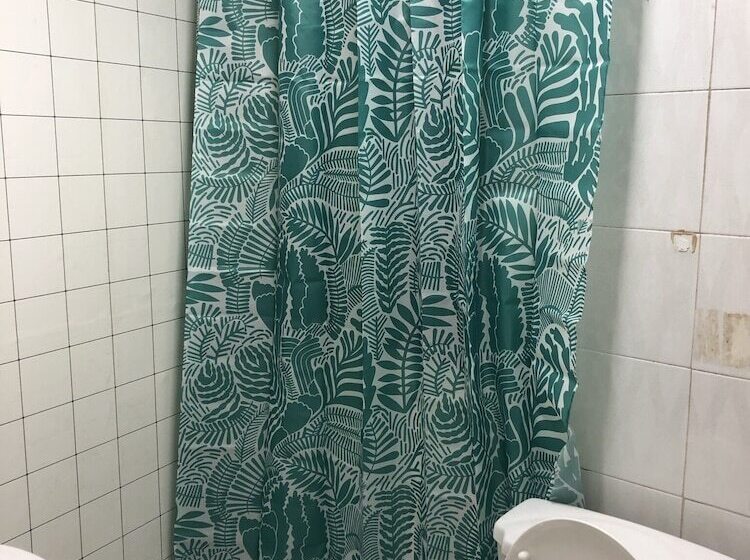 پانسیون Hostel Metro