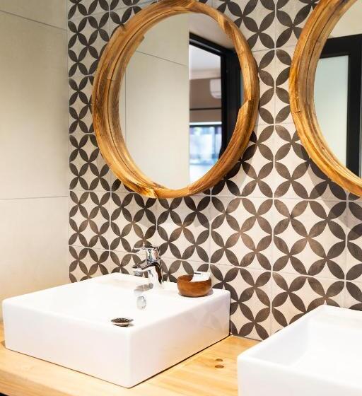 ペンション Loerie Guest Lodge