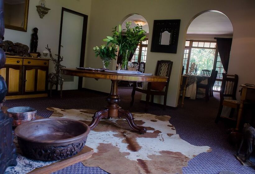 פנסיון Loxley House