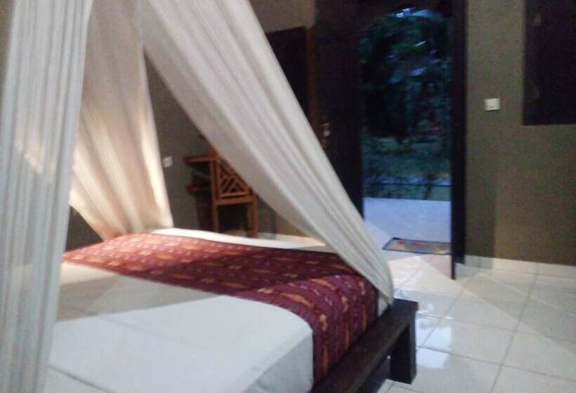 פנסיון Suka Sari Cottages