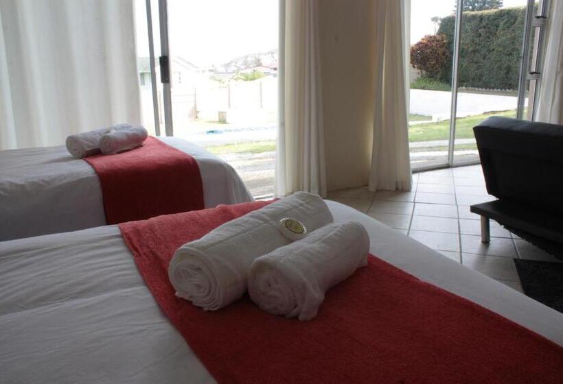 پانسیون Sunnyridge Lodge