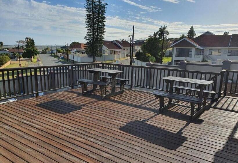 膳宿费 Sunnyridge Lodge