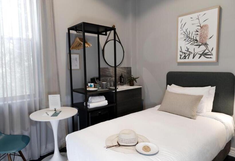 پانسیون The Alison Randwick