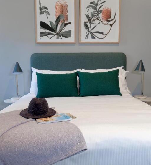 پانسیون The Alison Randwick